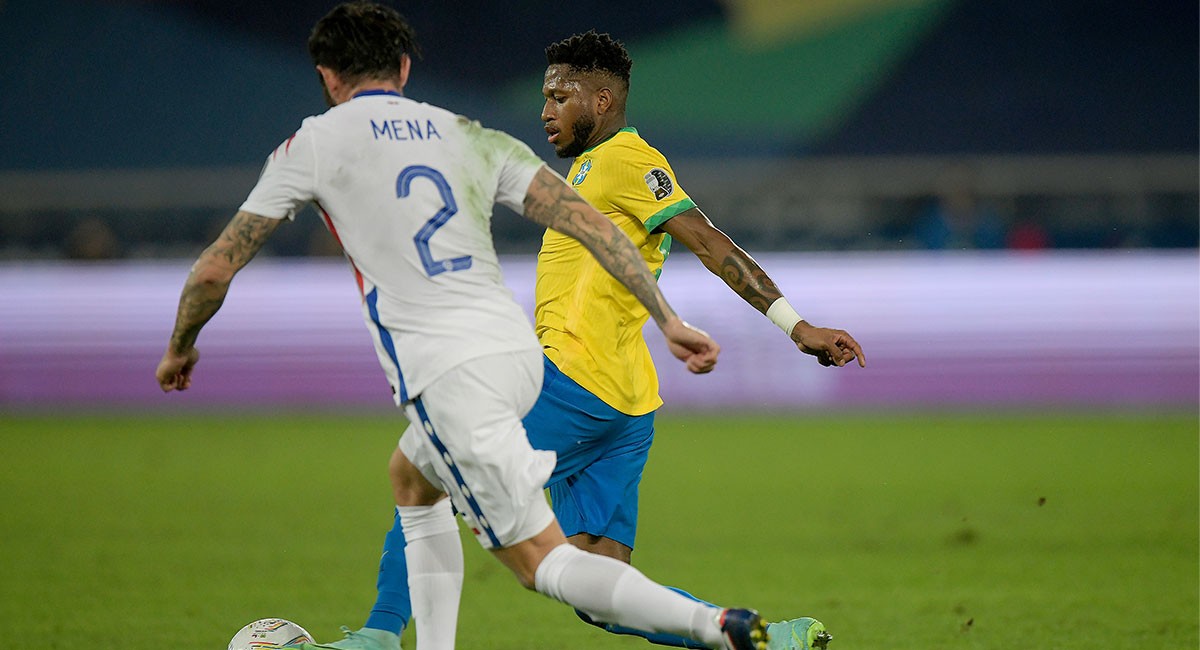 Brasil venció a Chile por la mínima y está en semifinales de la Copa América 2021